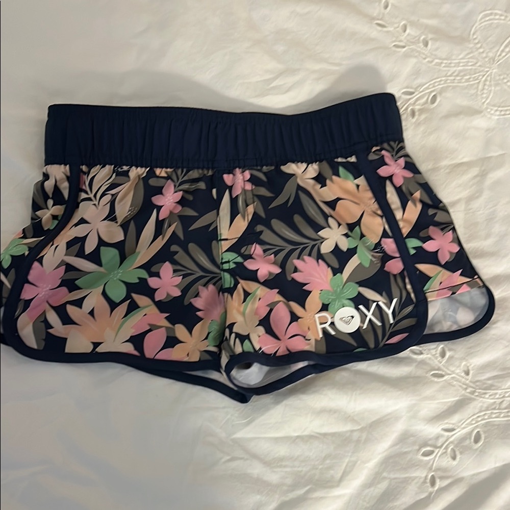 Roxy Black and Pink Athletic Shorts with Curved Hem